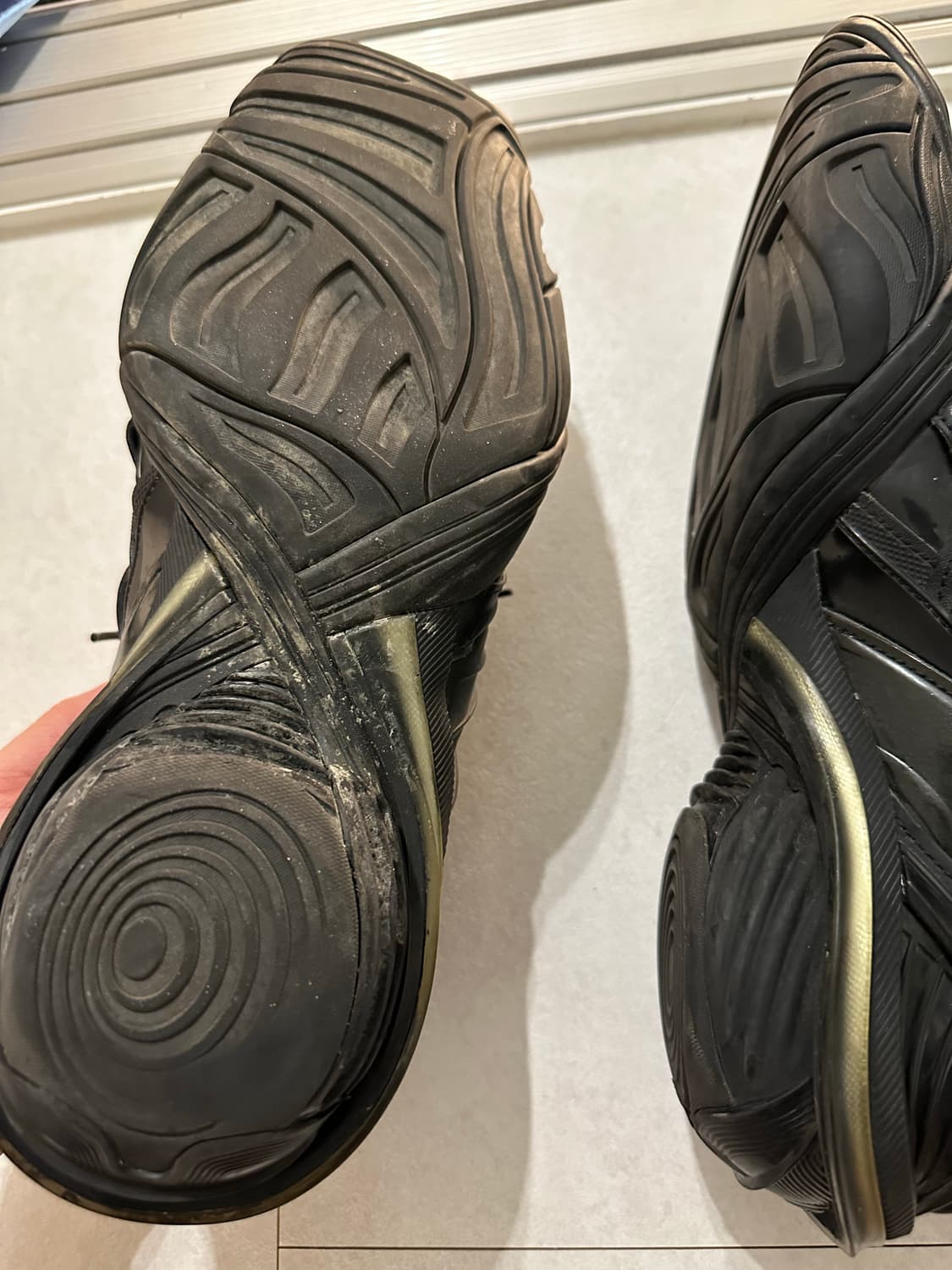 (44)발렌시아가 타이렉스 상품이미지8