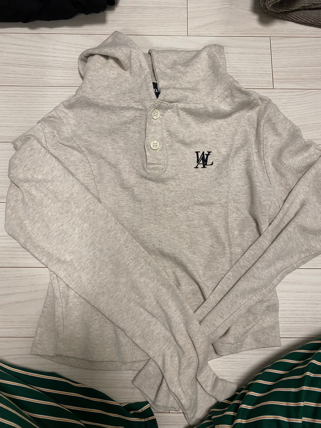 우알롱 후드티 상품이미지1