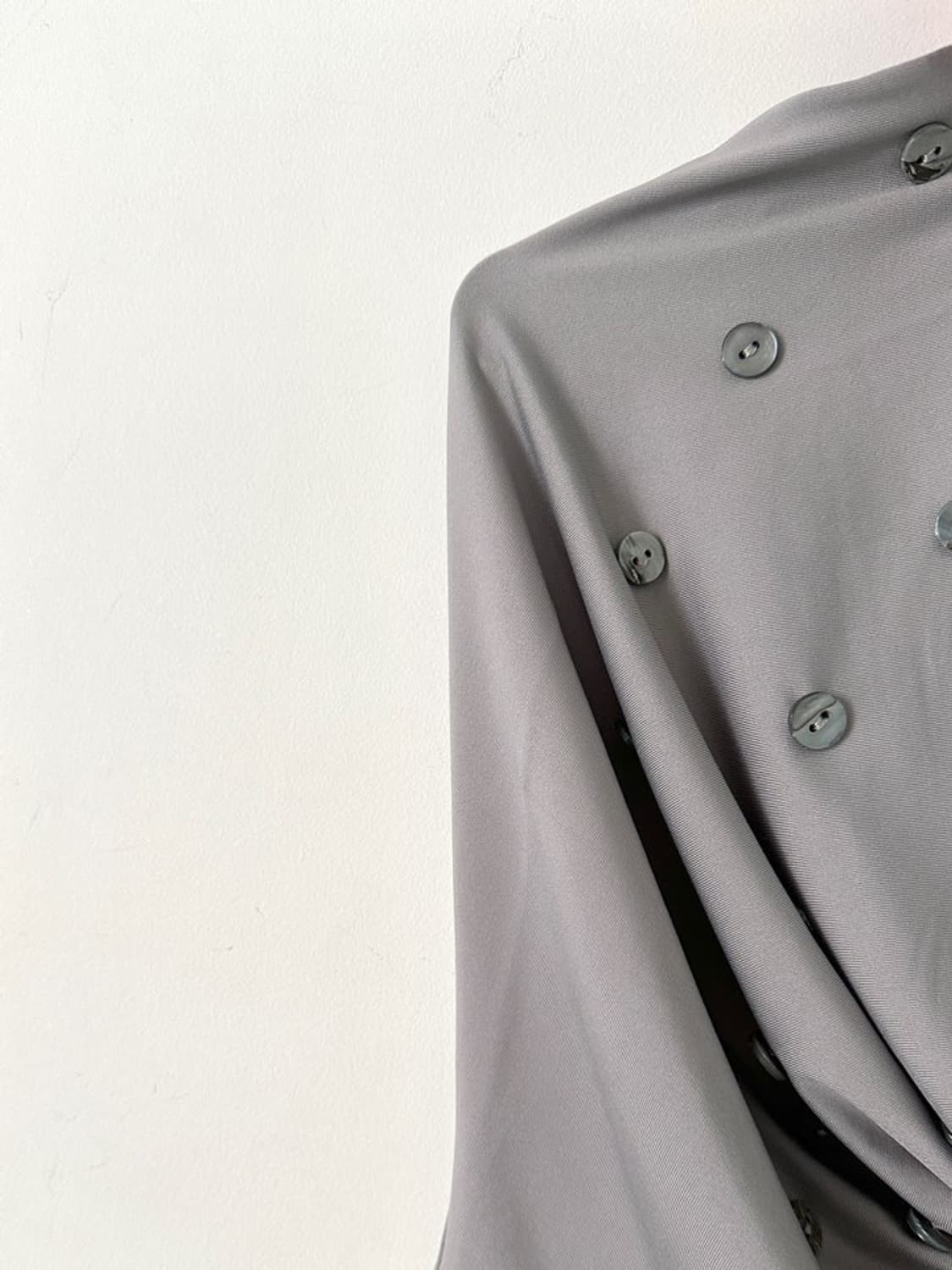 Button multi halter sleeveless / grey 상품이미지8