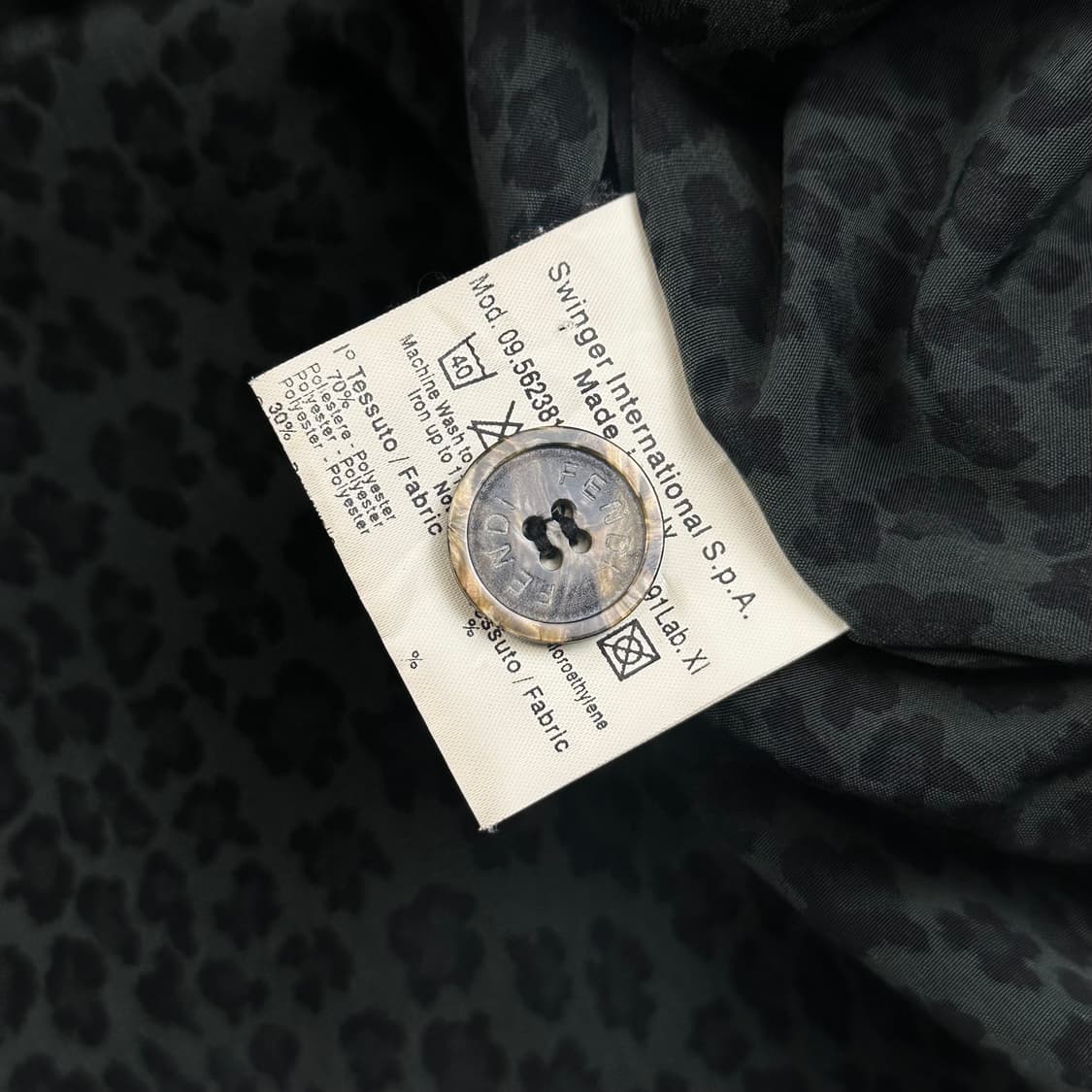 펜디 블랙 레오파드 자켓 상품이미지5