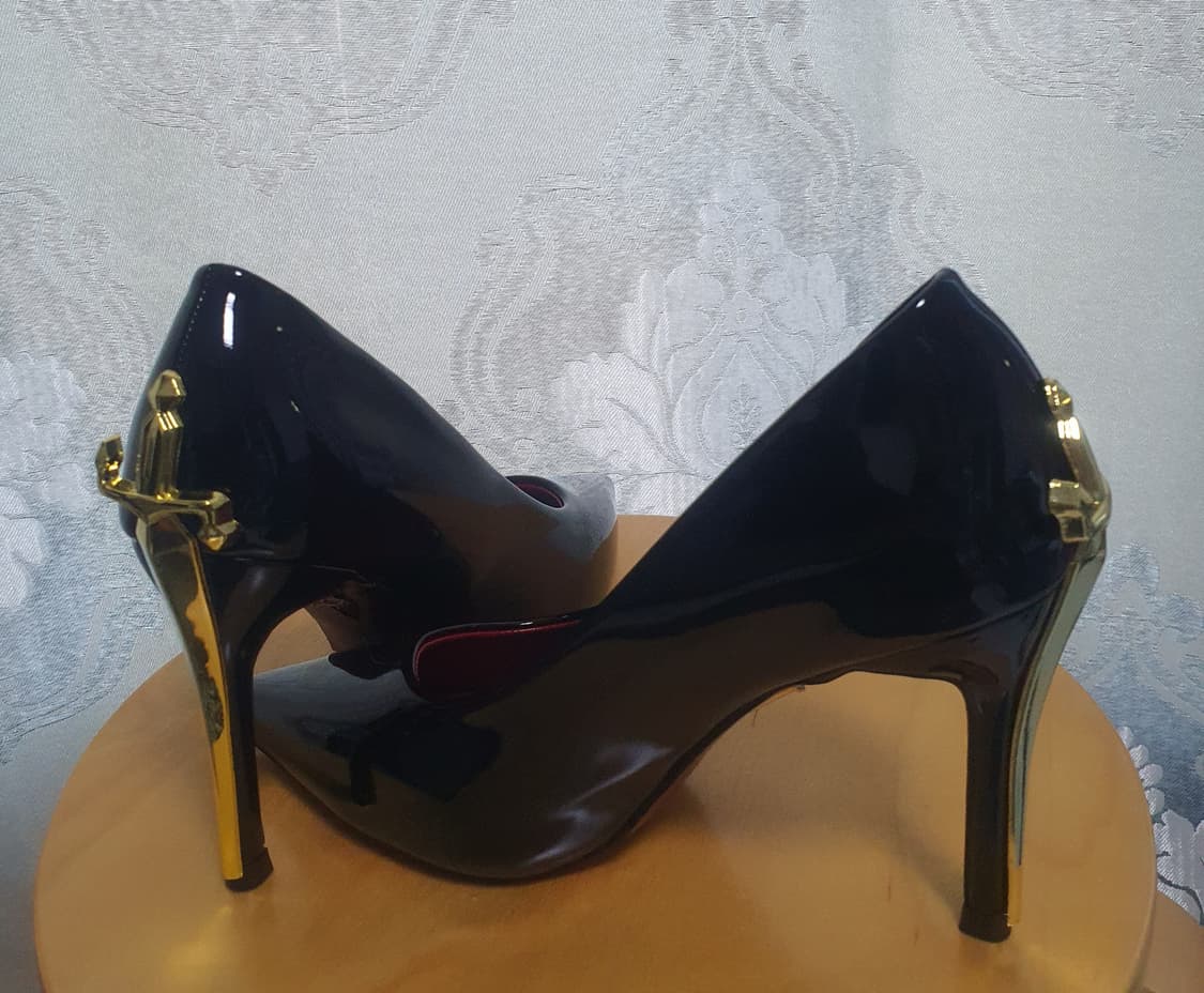 럭셔리 블랙 에나멜 스틸레토 하이힐 상품이미지7