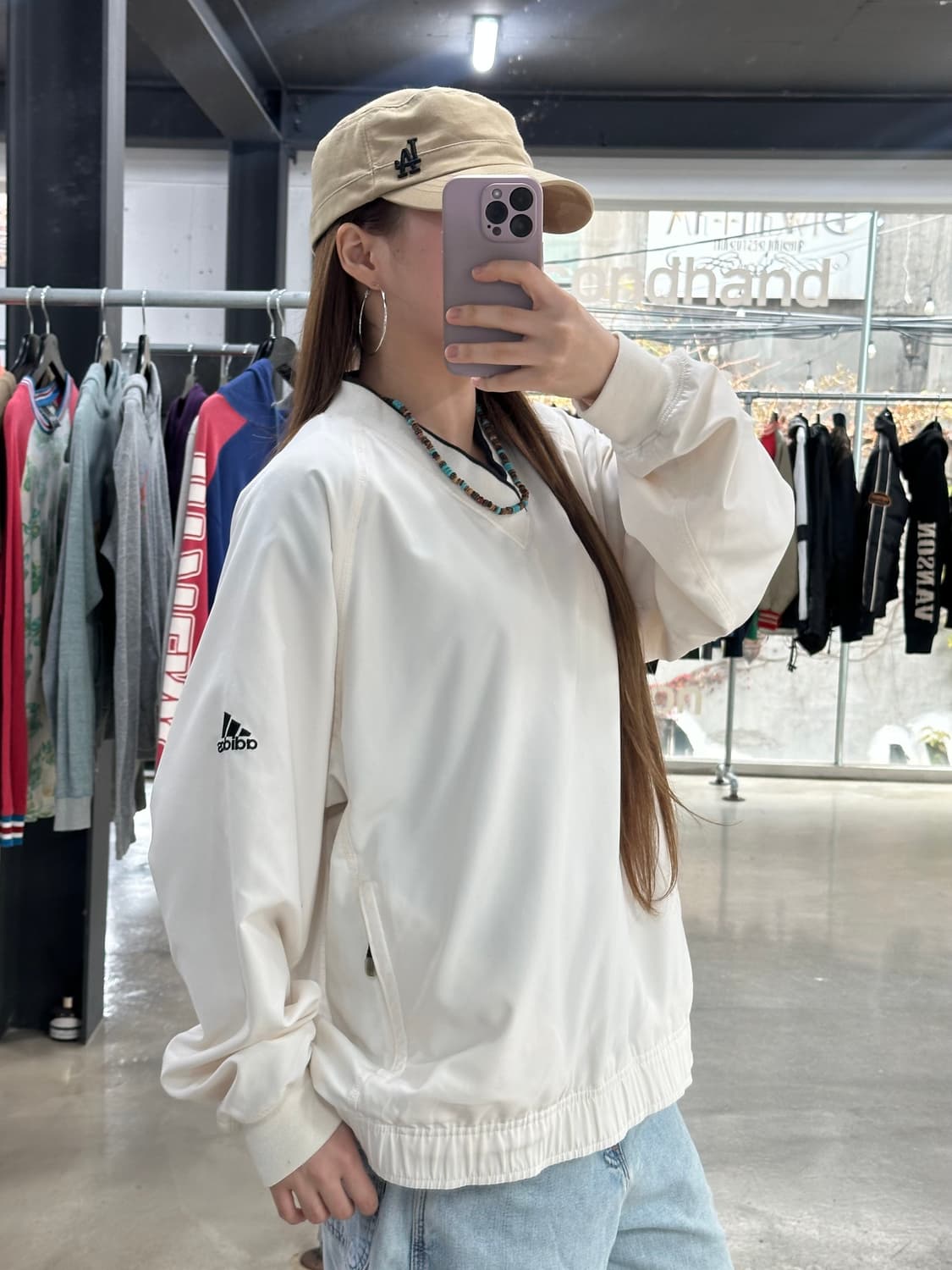 아디다스 자수로고 크림 웜업 상품이미지1