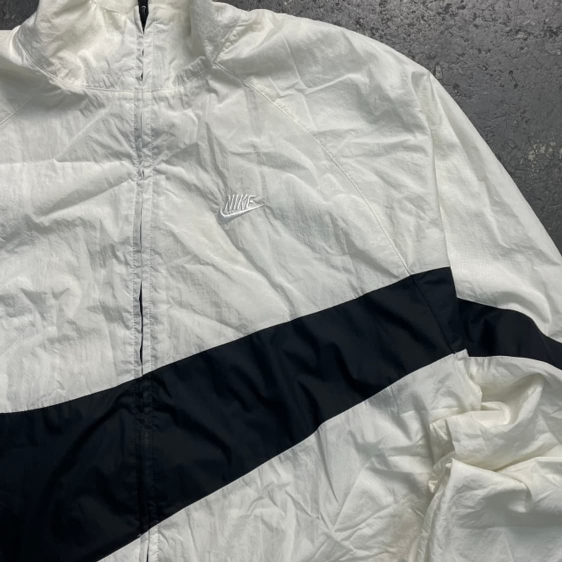 105 나이키 빅스우시 바람막이 상품이미지2