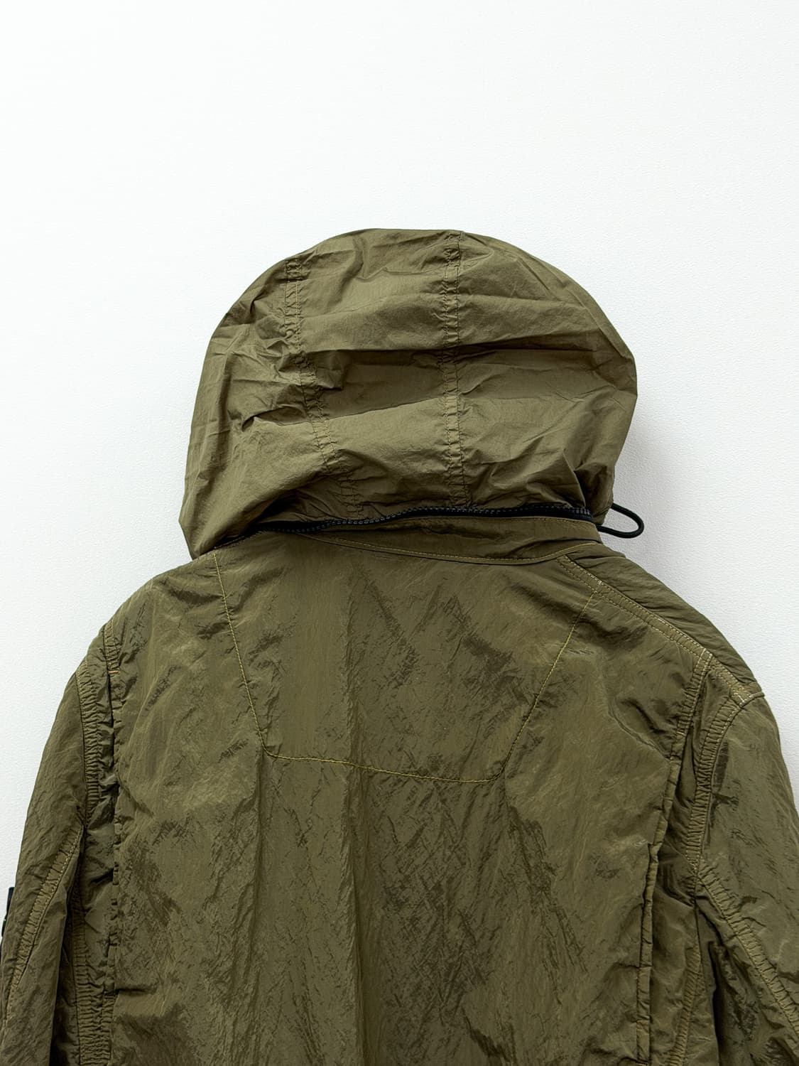 스톤아일랜드 Nylon Metal / Tyvek® Shield 후드 자켓 상품이미지5