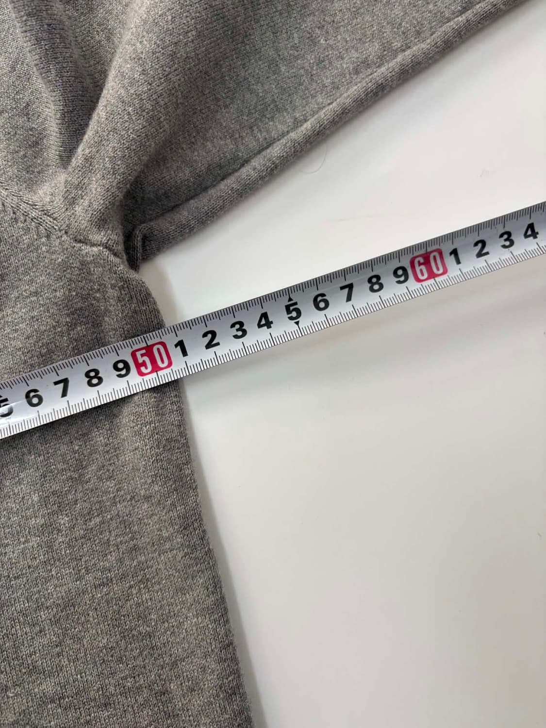 폴로 랄프로렌 신형 라벨 그레이 피마코튼 브이넥 니트(S) 상품이미지6