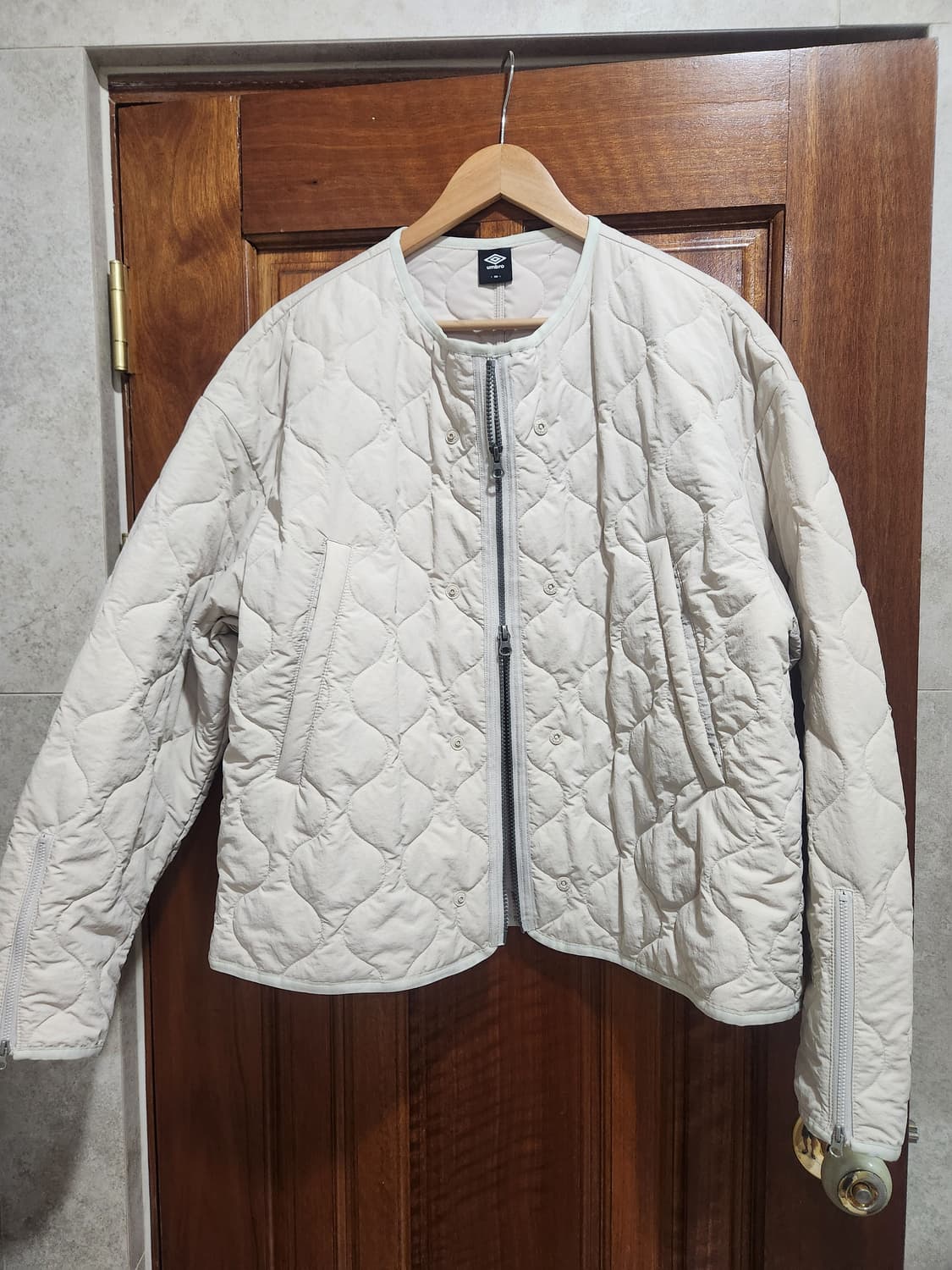 토니웩x엄브로 점퍼100 상품이미지6