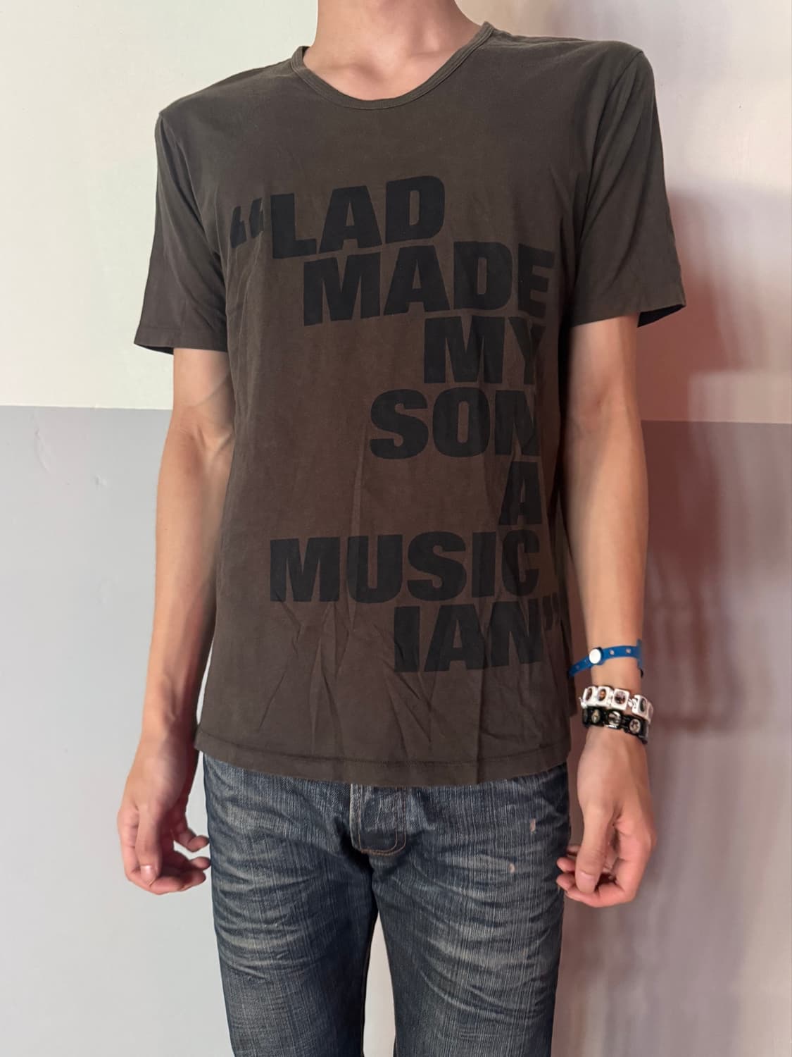 Lad Musician T-shirt 상품이미지2