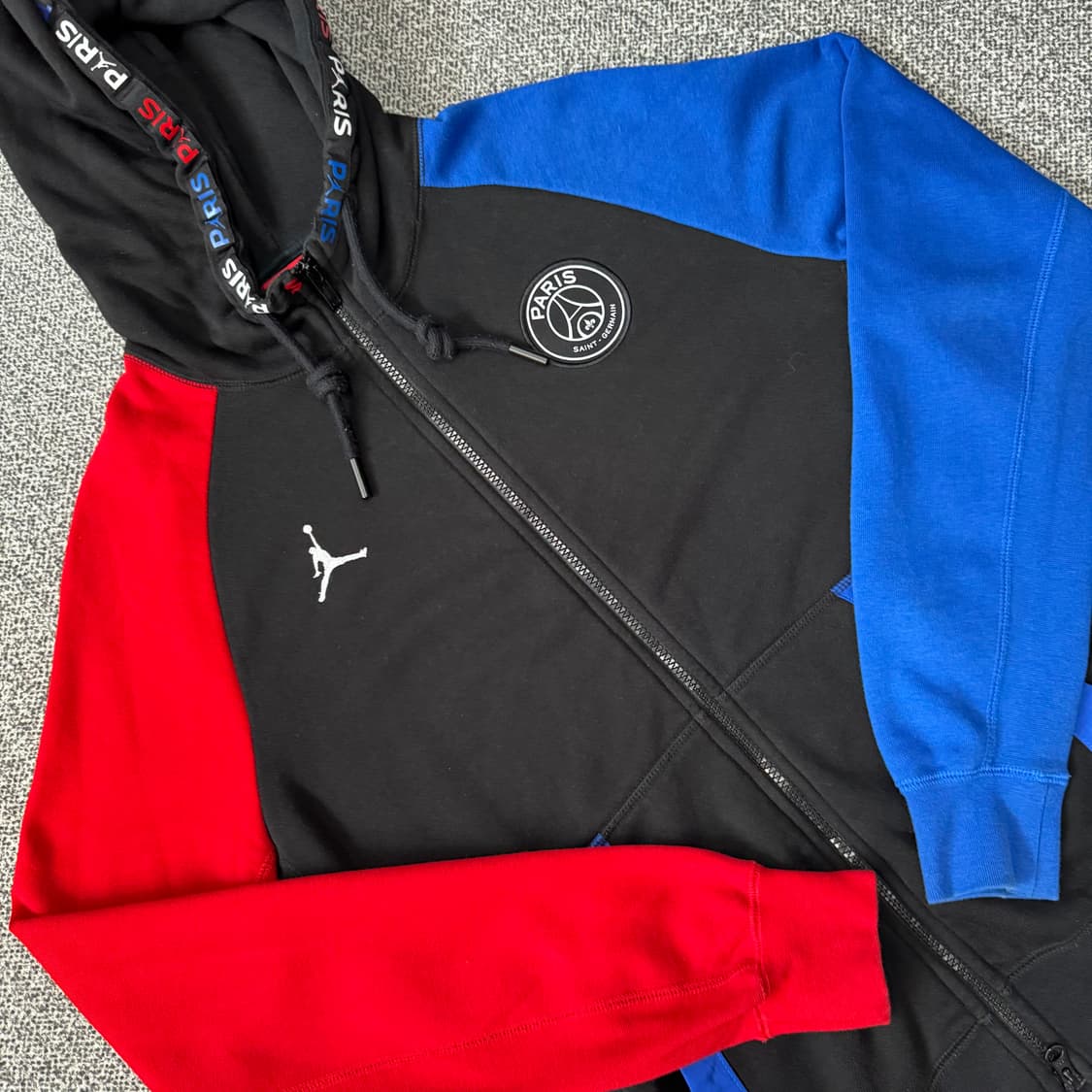 나이키 조던 파리 생제르맹 블랙 캣 후드집업 상품이미지2