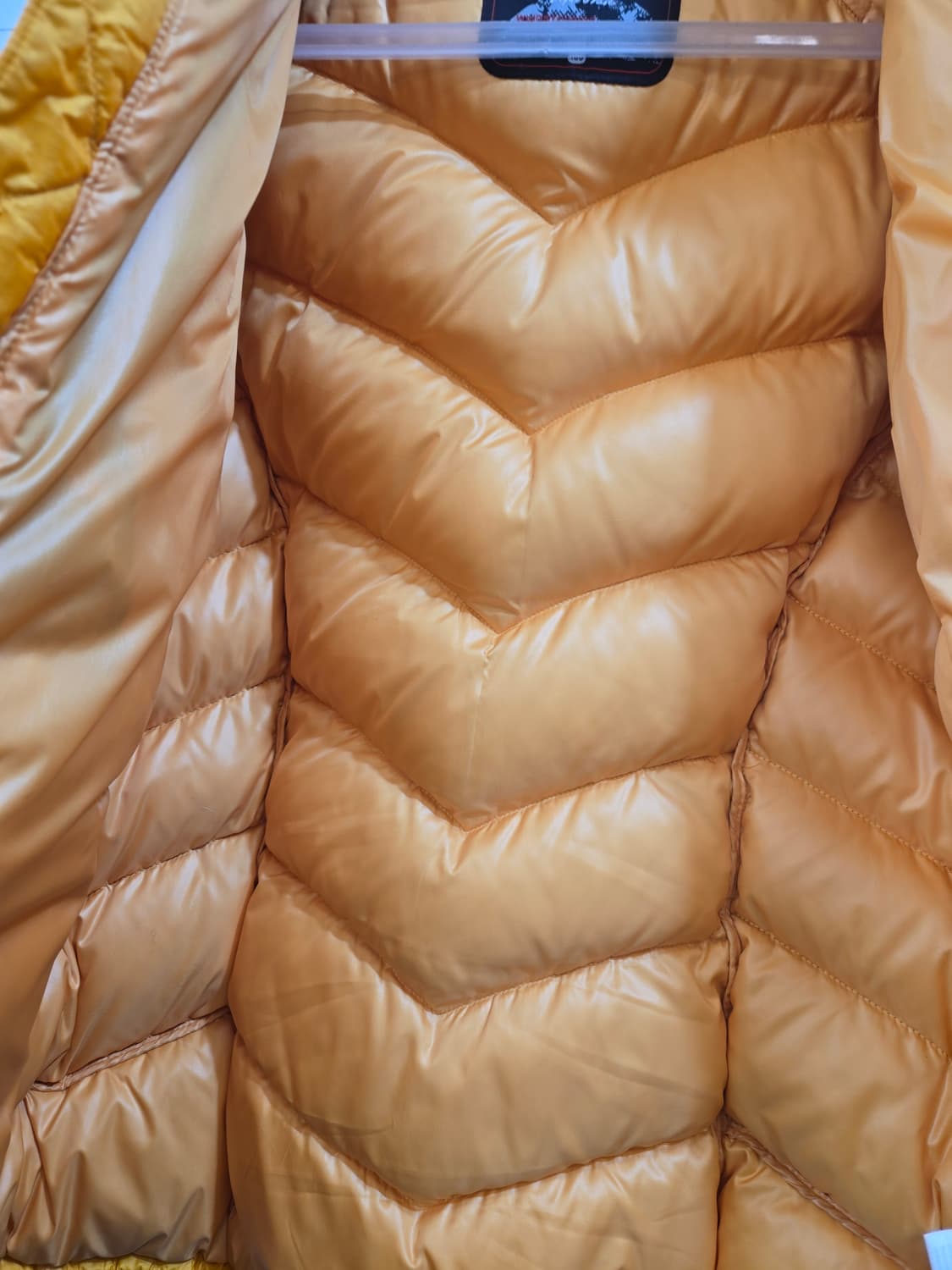 몽벨 EX 라이트 다운 패딩 옐로우 브라운 상품이미지4