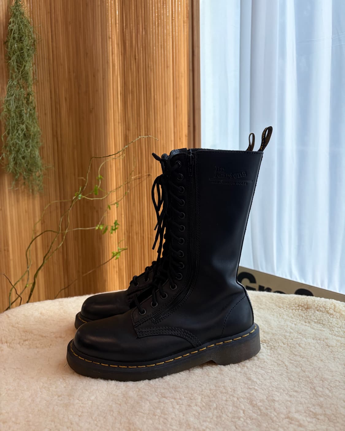 닥터마틴 14홀 부츠 상품이미지1