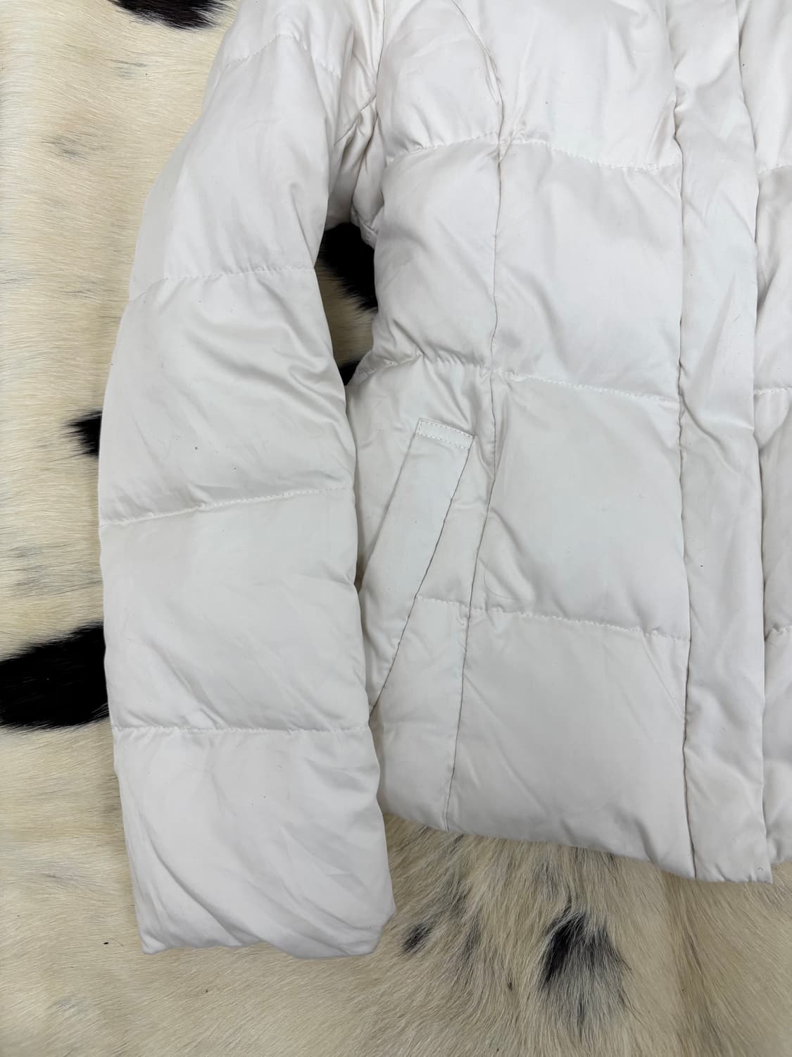 [anysis]Y2K White Fur Padding 상품이미지4