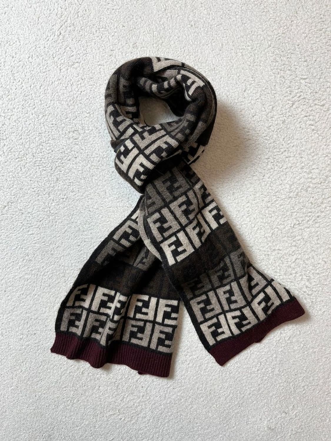 펜디 FENDI Italy 오리지널 울 숄 목도리 A1781 상품이미지1
