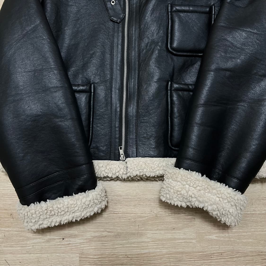 여성 레더 가죽 시어링 크롭 무스탕 자켓 [블랙] FREE 상품이미지3