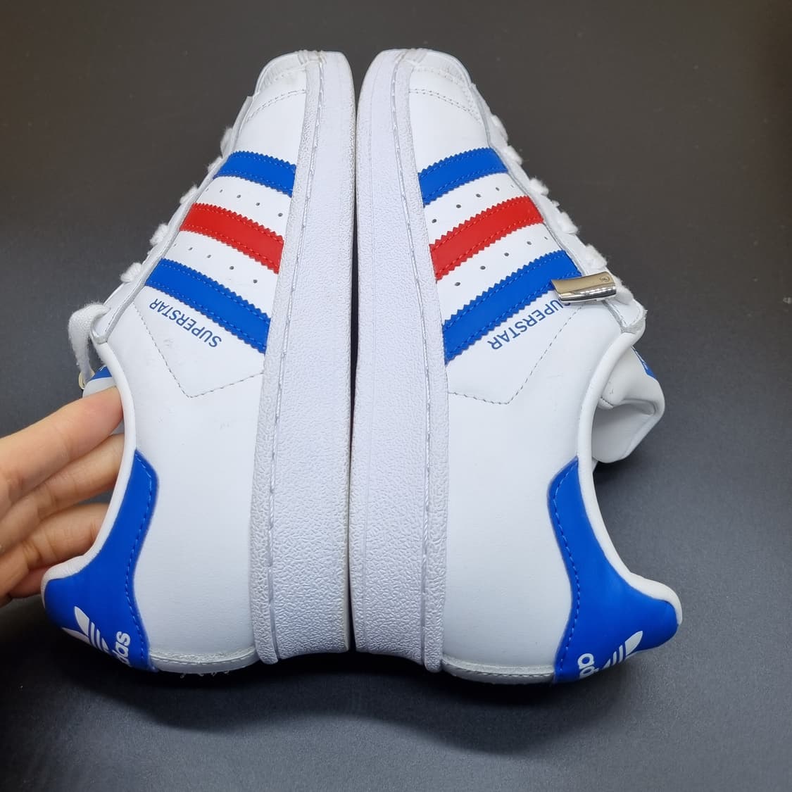 아디다스 슈퍼스타 흰/빨/파 스니커즈220 상품이미지5
