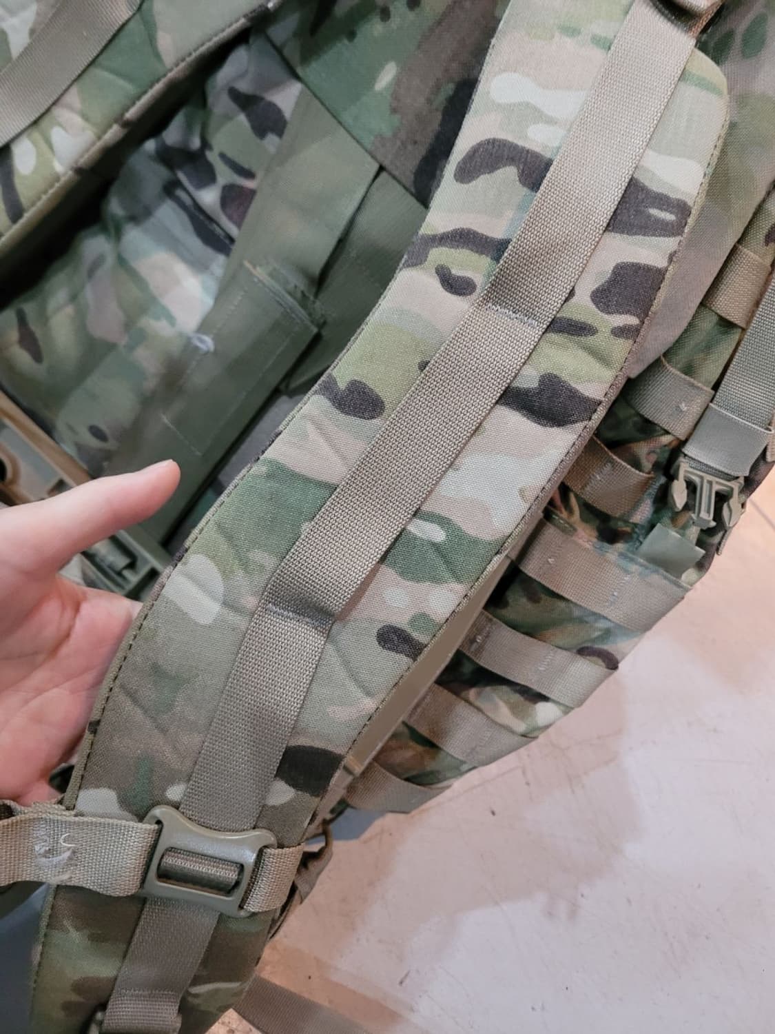 미 멀티캠 미듐 럭쌕 상품이미지7