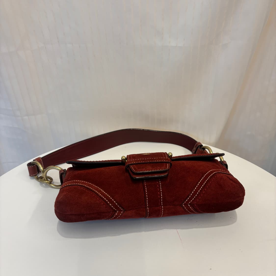 정품 코치 스웨이드 버클 숄더백     상품이미지9