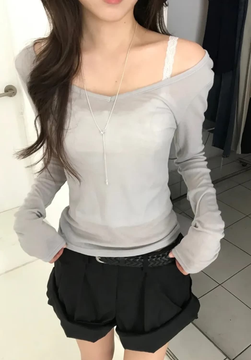 (새상품) 라이트그레이 슬림핏 브이넥 슬리브 상품이미지2