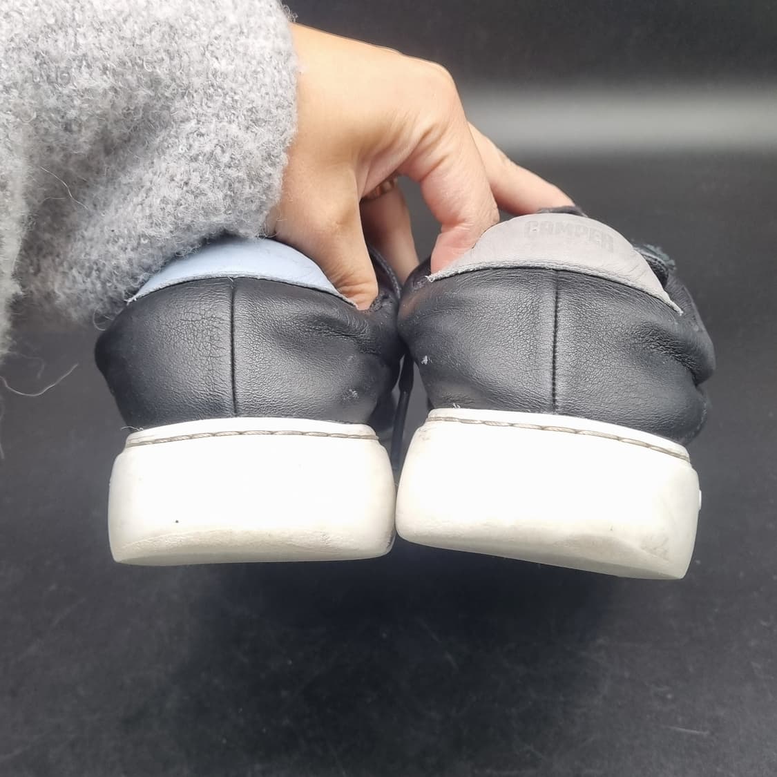 캠퍼 트윈스 발편한스니커즈 245 상품이미지4