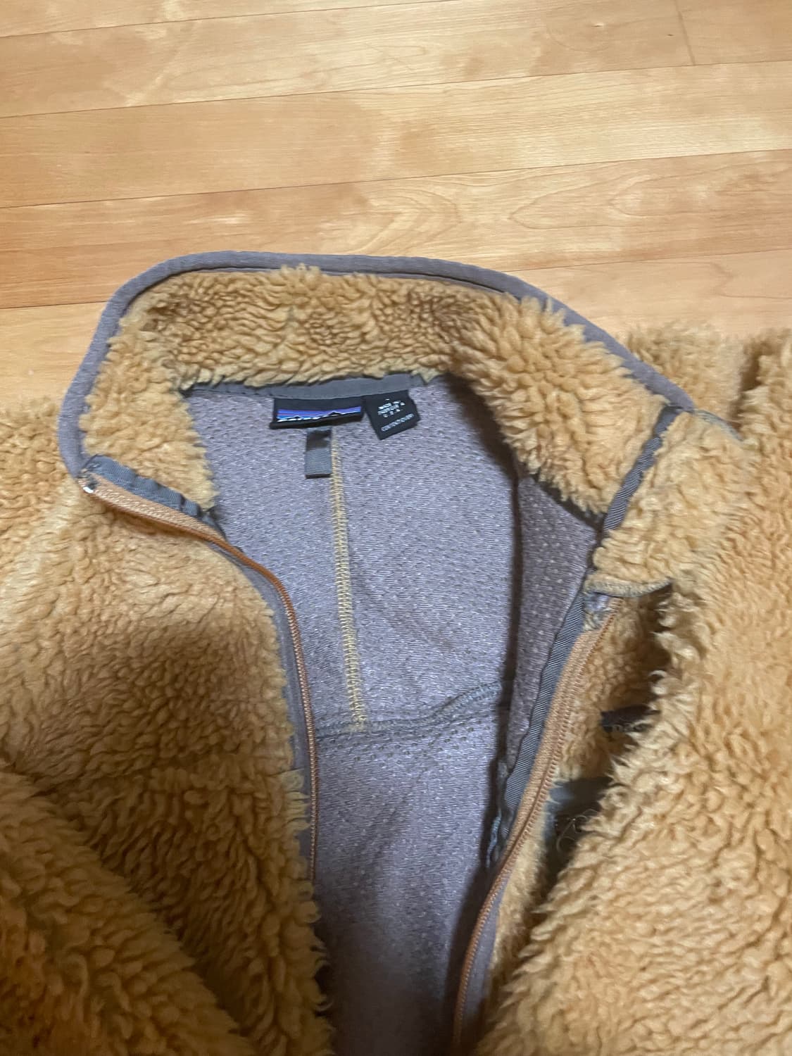 [s] 파타고니아 / 딥파일 샴페인 골드 상품이미지5