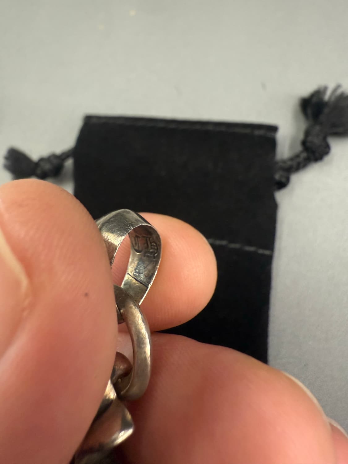 크롬하츠 스몰 크로스 위드 베일 상품이미지3