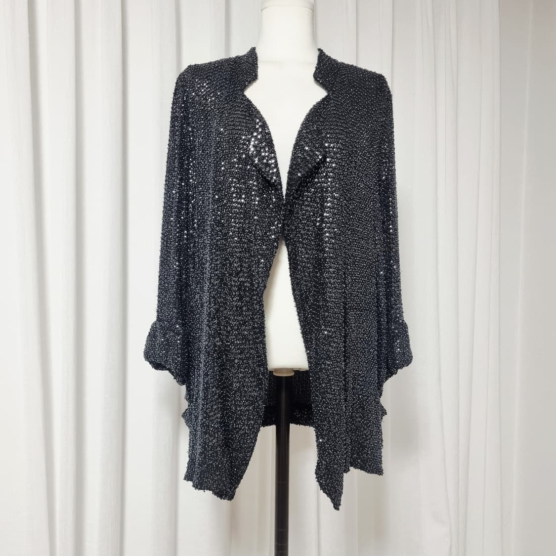 다이앤본퍼스텐버그 DVF 스팽글 비즈 실크 오픈형 가디건 (55-66) 상품이미지1