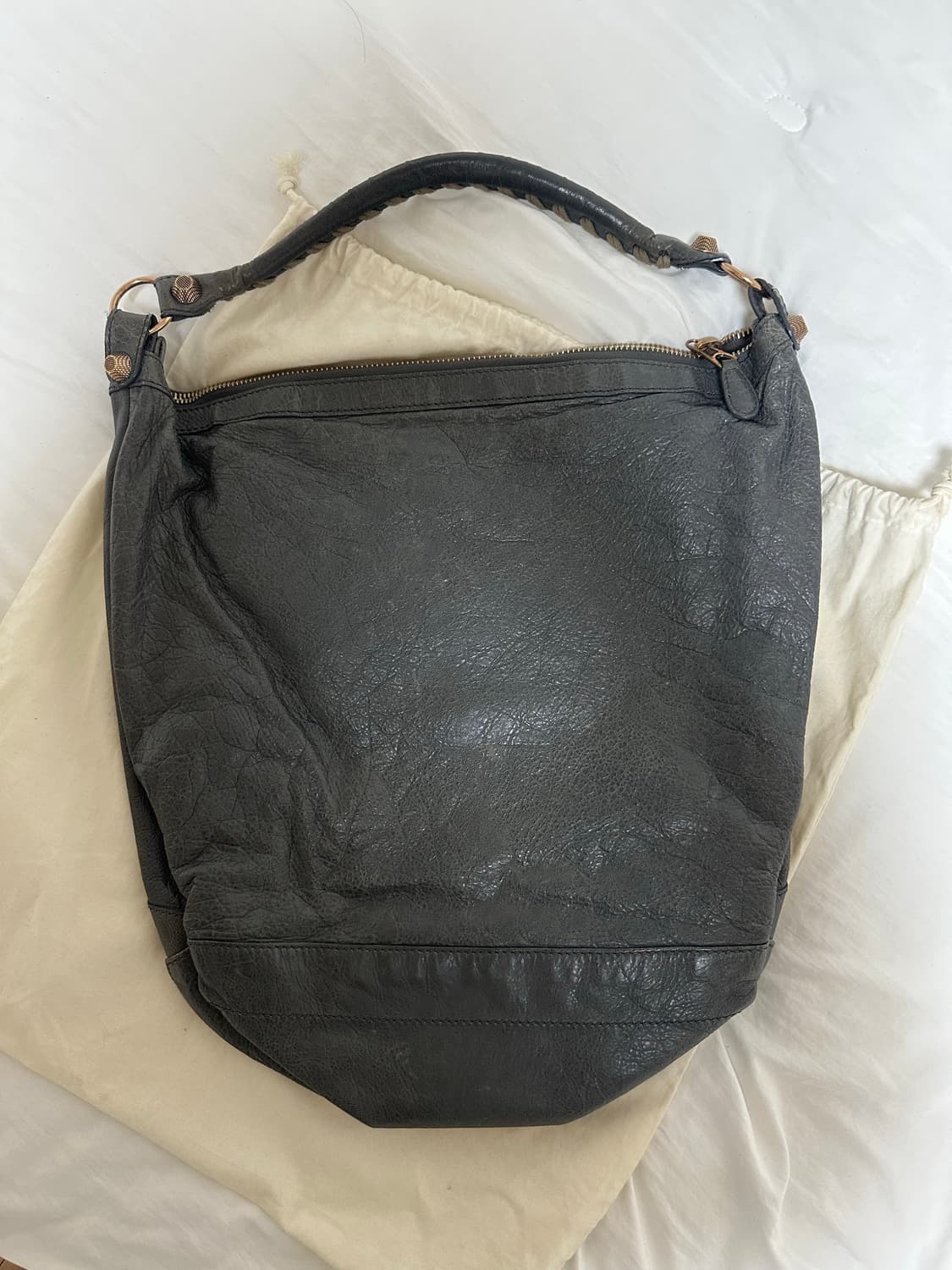 발렌시아가 모터 호보백 상품이미지8