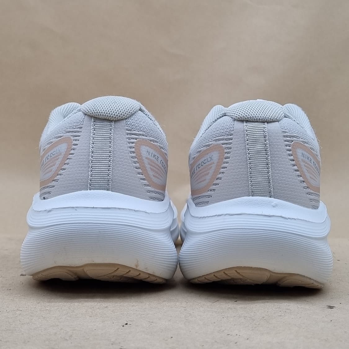 나이키 에어줌 스트럭처24  여성런닝화240  상품이미지4