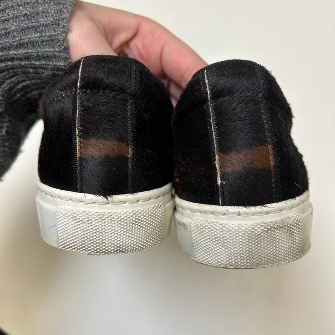 랑방 블랙 브라운 스트라이프 패턴 슬립온 스니커즈 230-235 상품이미지5