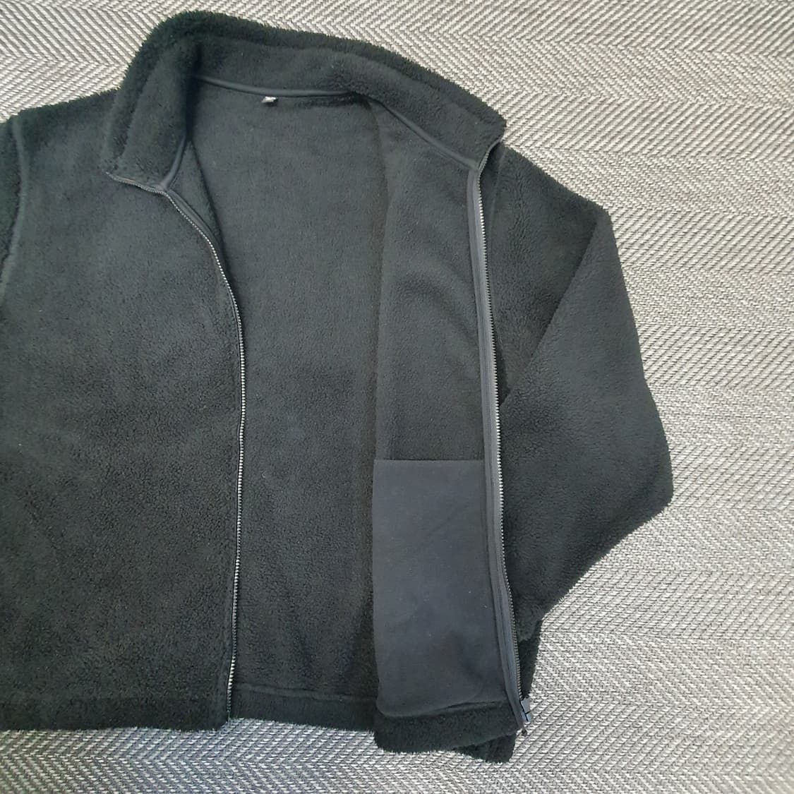 유니클로 간절기 플리츠 집업자켓 남자120 상품이미지5