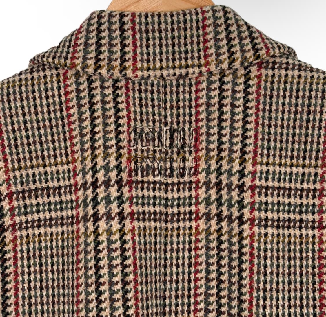 [36] 미우미우 여성 백로고 울 플래드 오버사이즈 체크 롱 코트 러스트 상품이미지6