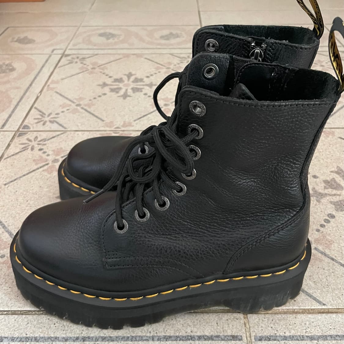 닥터마틴 제이든 III 블랙 UK5(240)/5cm하이 소가죽 워커 부츠 상품이미지5