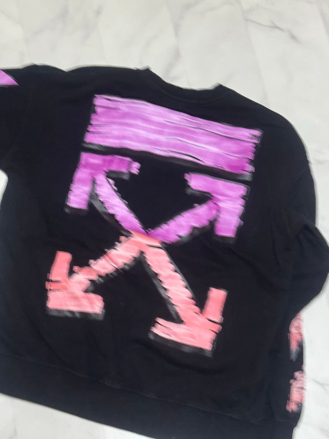 오프화이트 맨투맨 L 상품이미지1