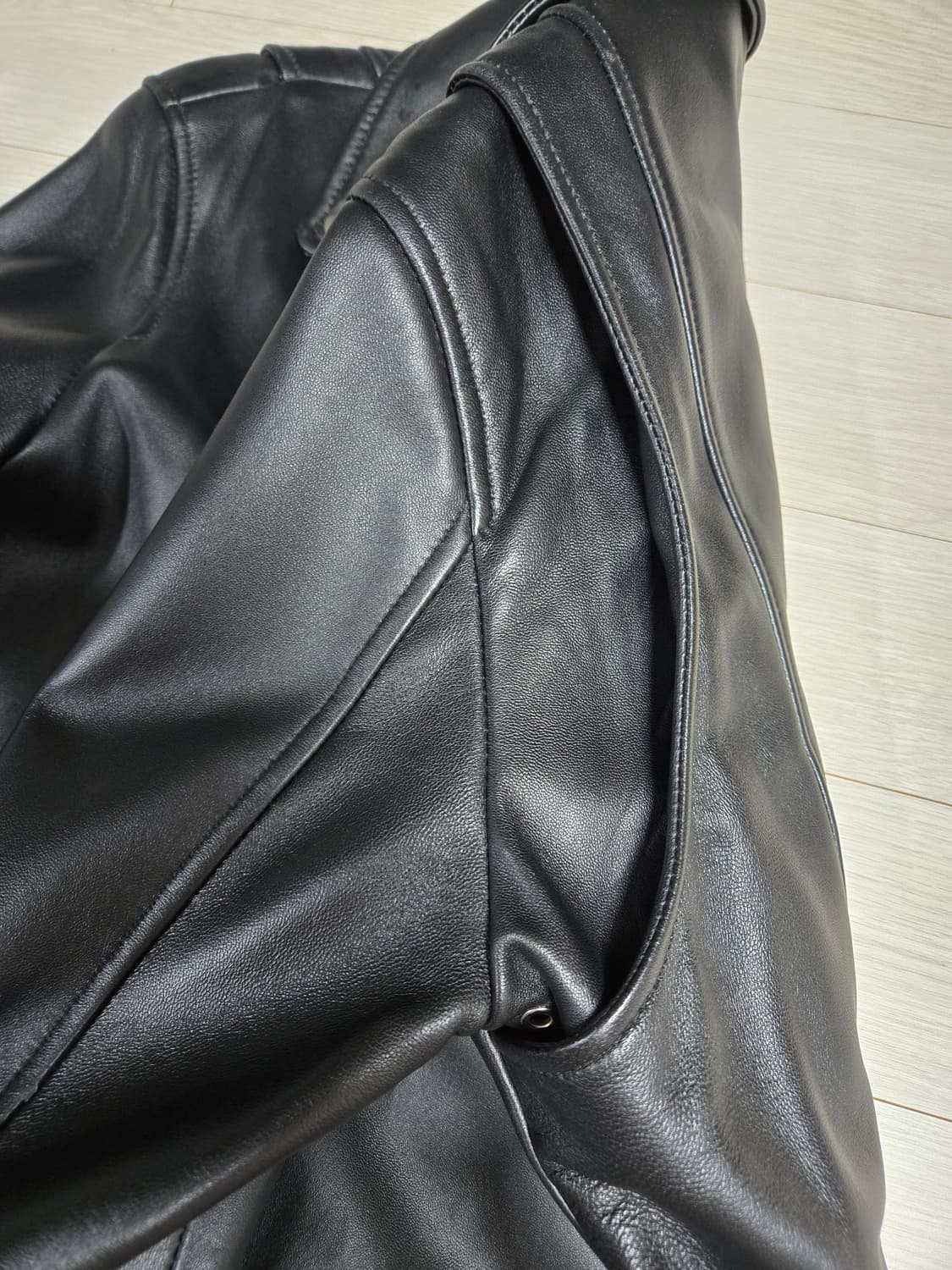 (AGINGCCC)의 파인 레더 라이더 자켓 상품이미지4