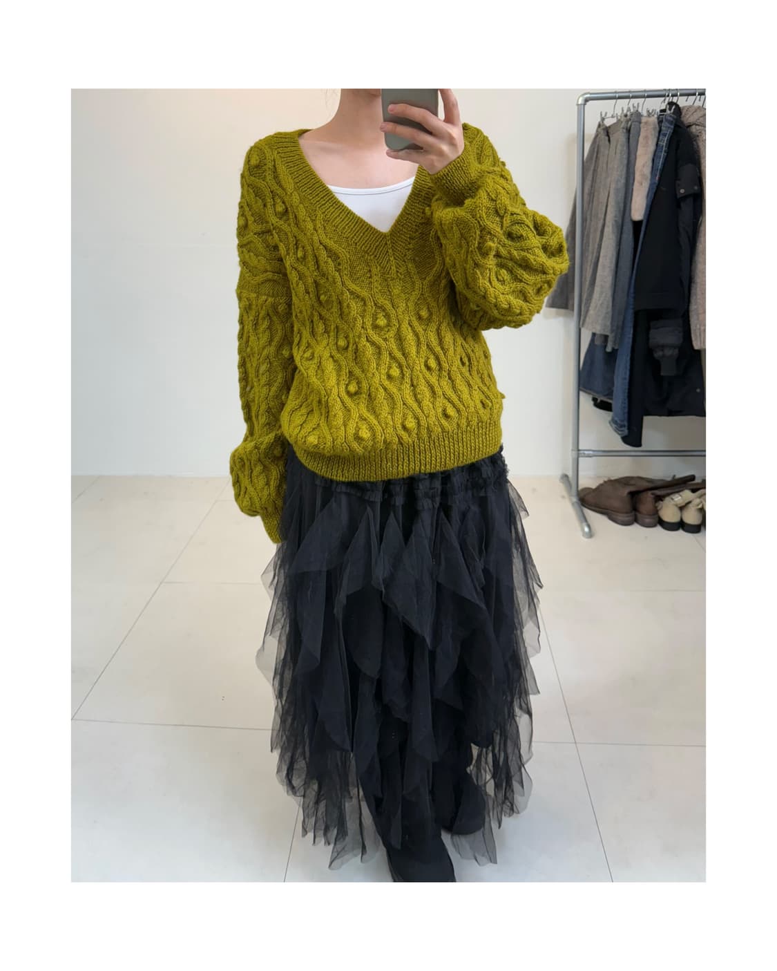 빈티지 브이넥 니트 상품이미지1