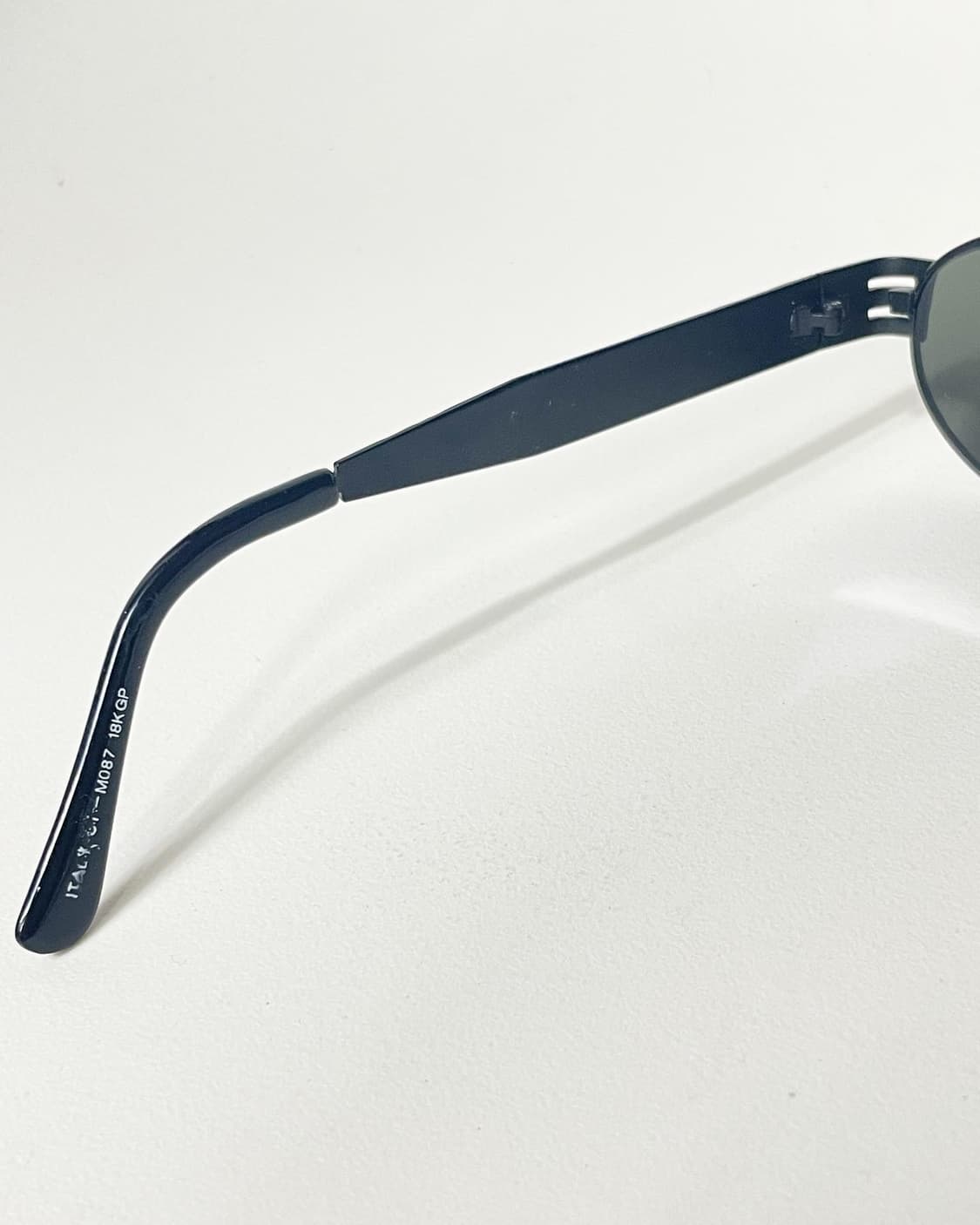 90s 이태리제 라운드 프레임 블랙 빈티지 선글라스 상품이미지6