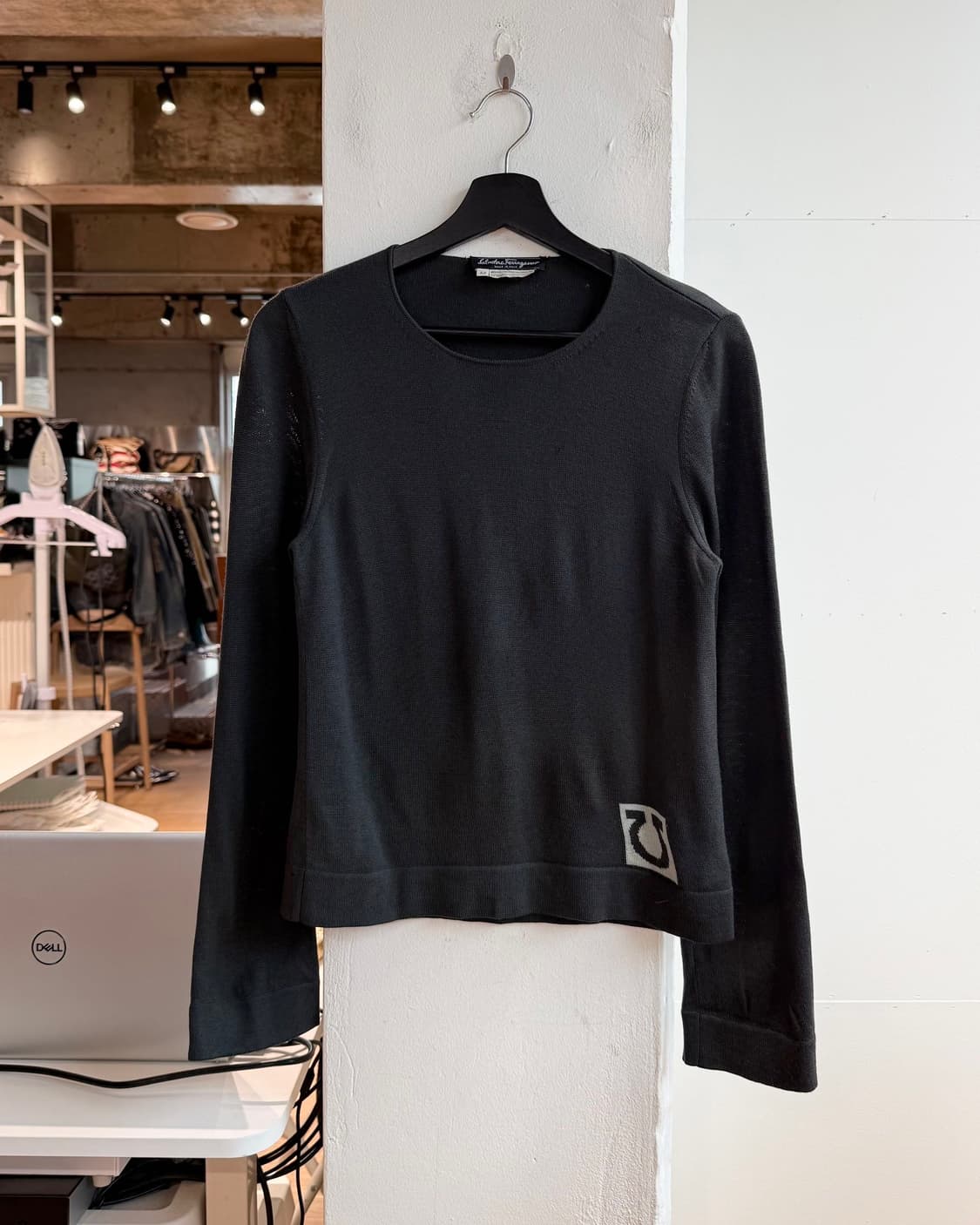 페라가모 차콜 로고 울 니트  상품이미지2