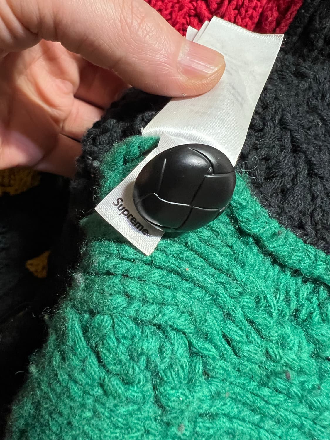 23F/W 슈프림 패치워크 멀티컬러 케이블 가디건 상품이미지5