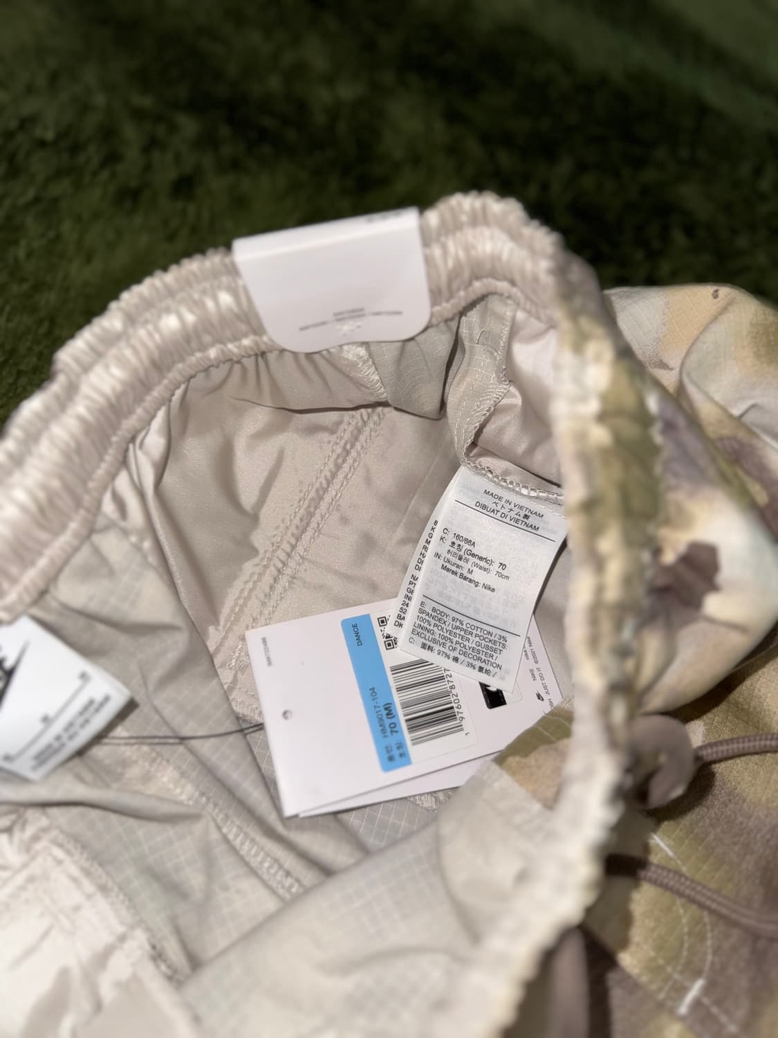 [M] 나이키 우먼즈 카모 립스탑 미드라이즈 카고 팬츠 상품이미지4