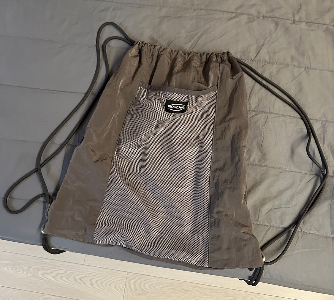 맥앤칩스 메탈 벨크로 짐색 백팩 가방 다크퍼플 상품이미지3