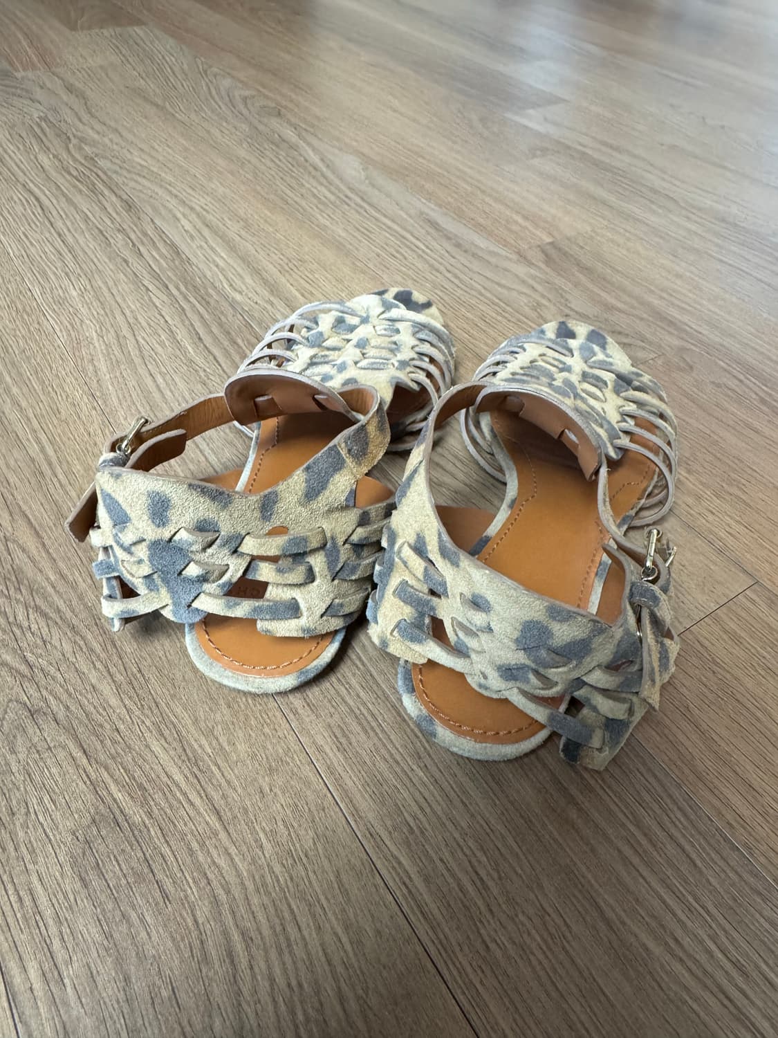 [GIVENCHY] 지방시 레오파드 샌들 245 상품이미지4