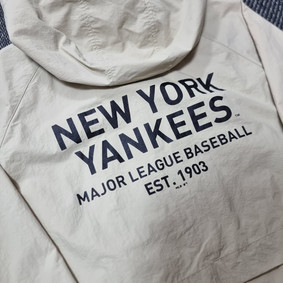 MLB 뉴욕 양키스 베이지 바람막이 상품이미지4