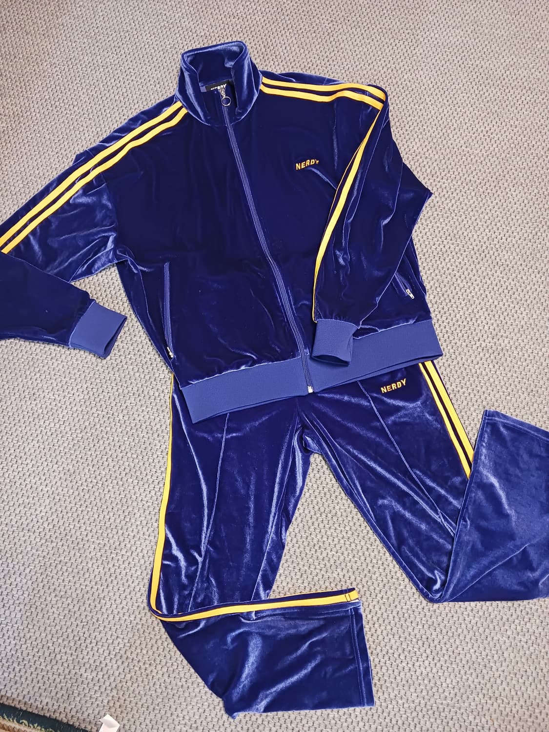 널디 벨벳 트레이닝 셋업 상품이미지2