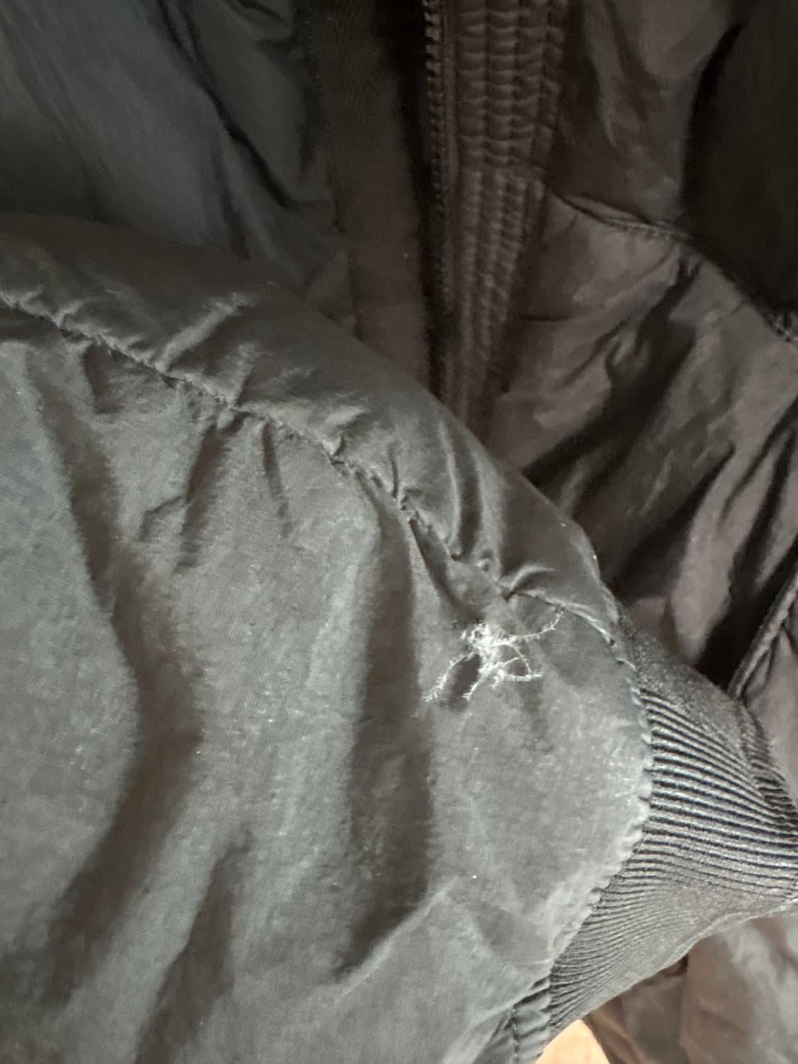 스톤아일랜드 크링클랩스 패딩 17fw 블랙 m 상품이미지10