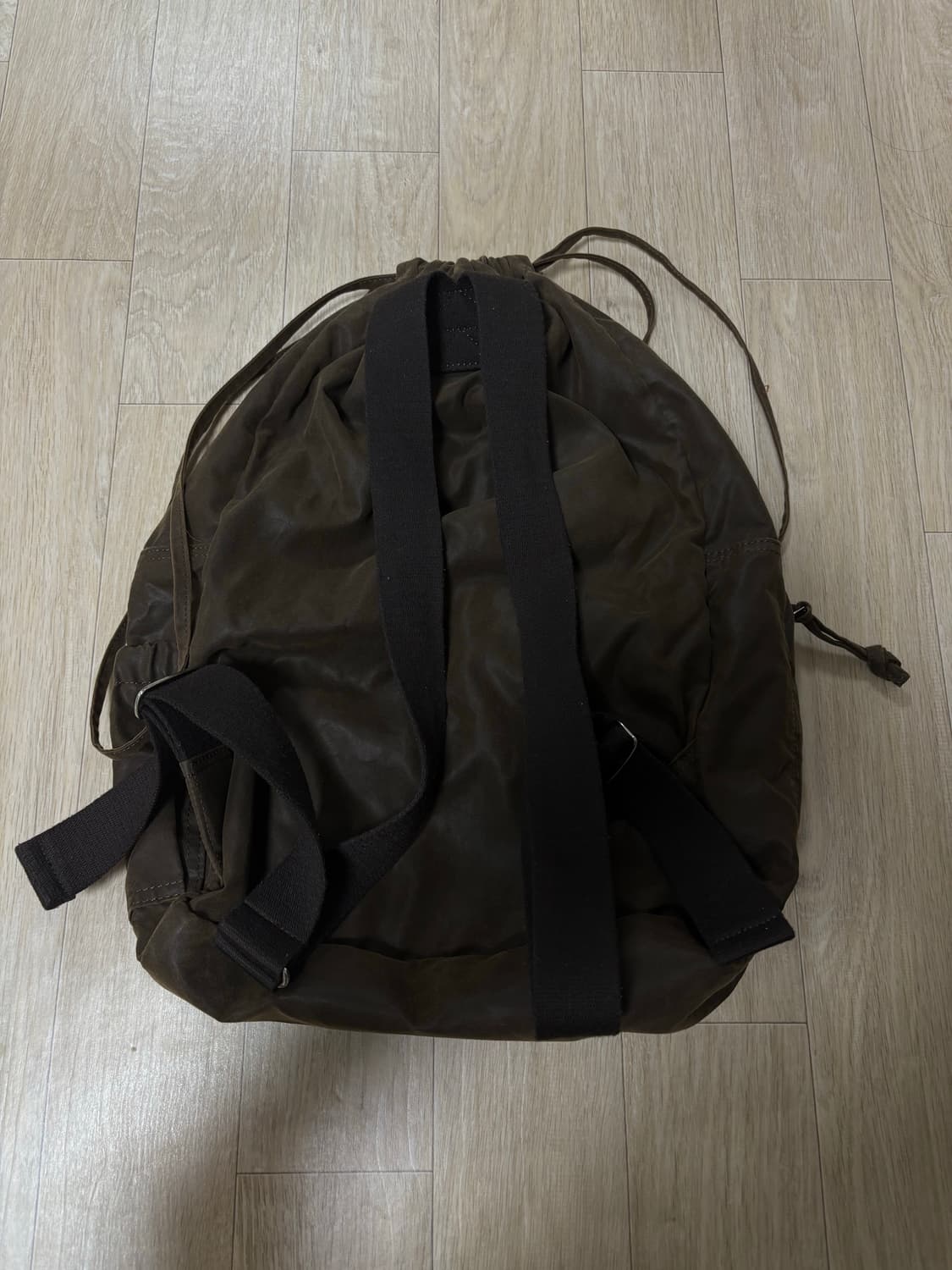 페넥 드로우스트링 백팩 브라운 상품이미지5