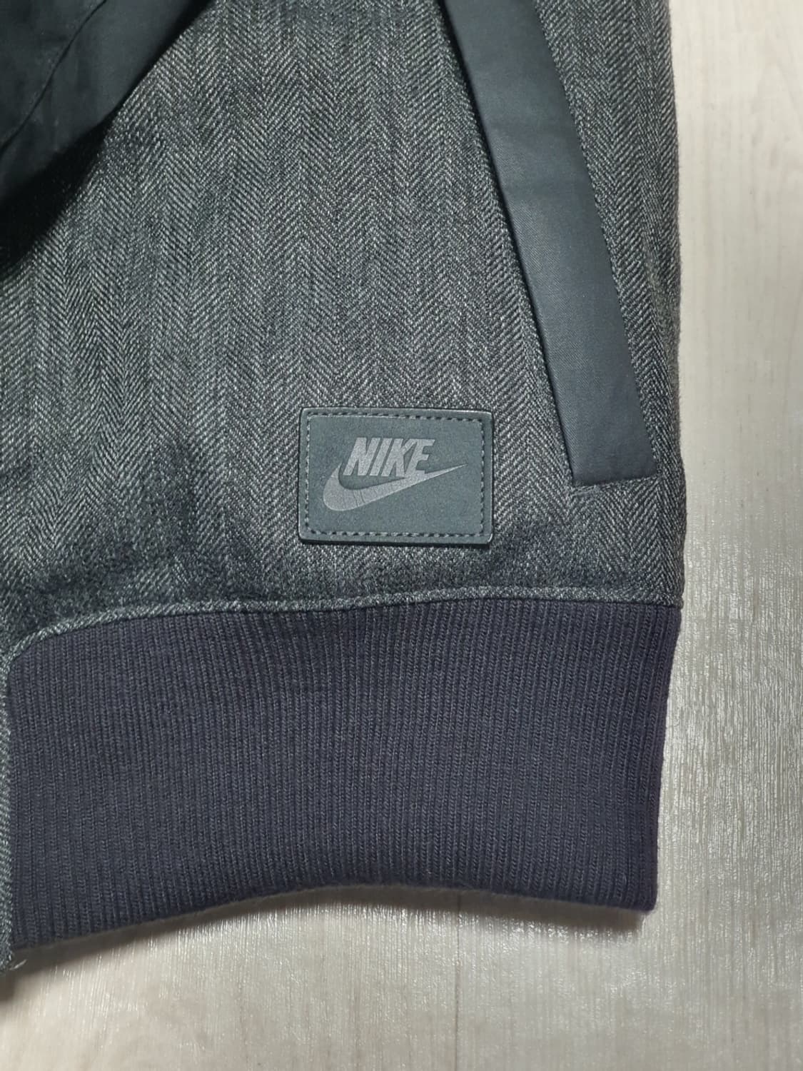 나이키 구스다운 패딩 XS 90 정도

 상품이미지9