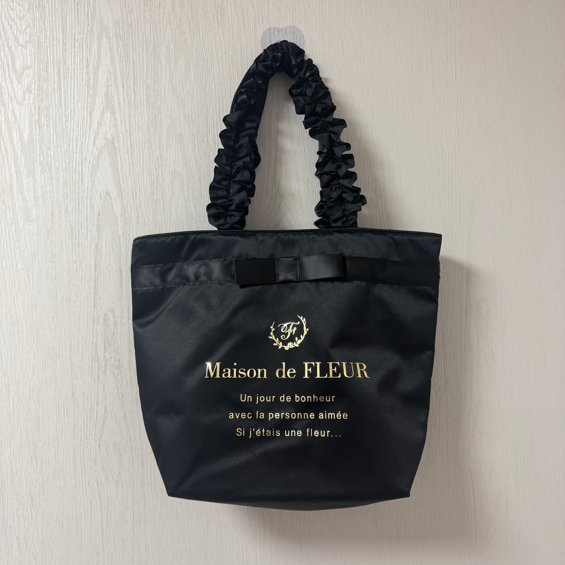 [새상품] 메종드플뢰르 새틴 리본백 상품이미지1