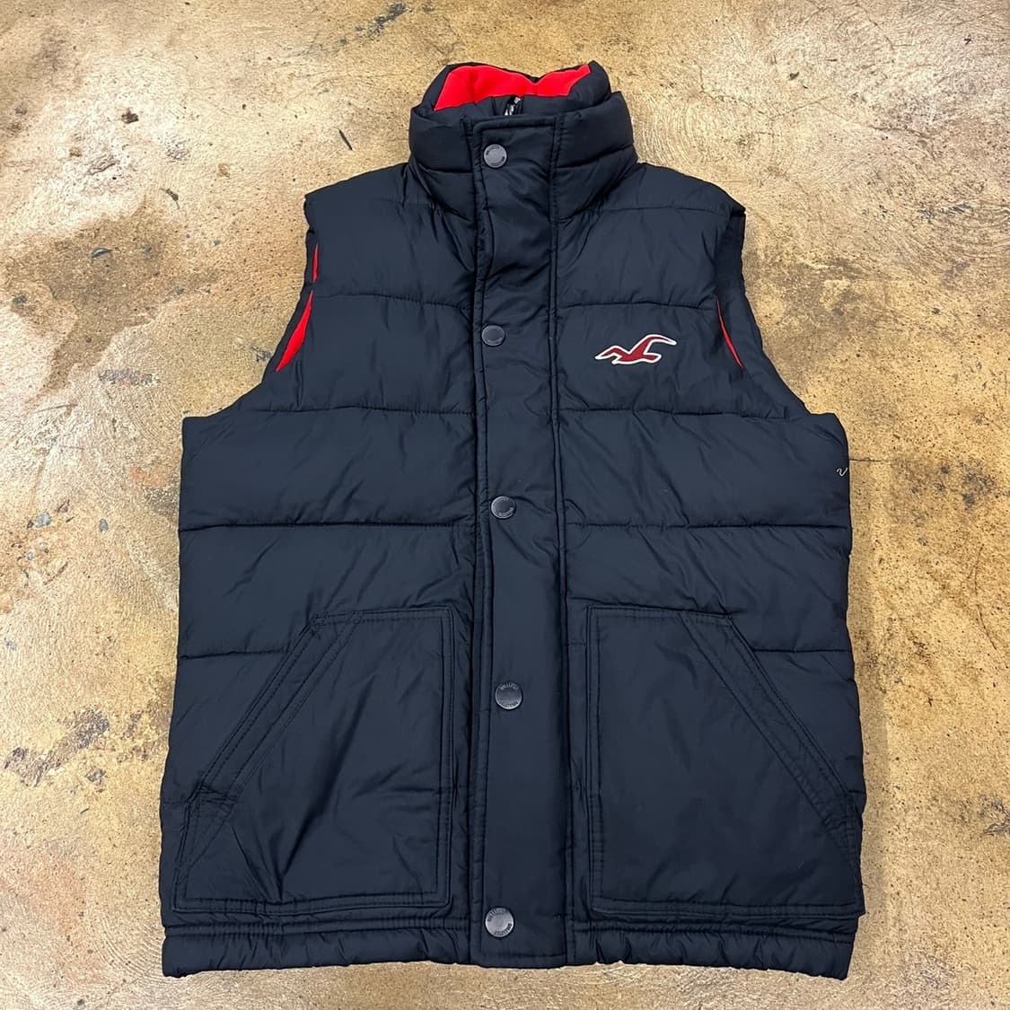 홀리스터 네이비 레드 패딩 조끼 상품이미지2