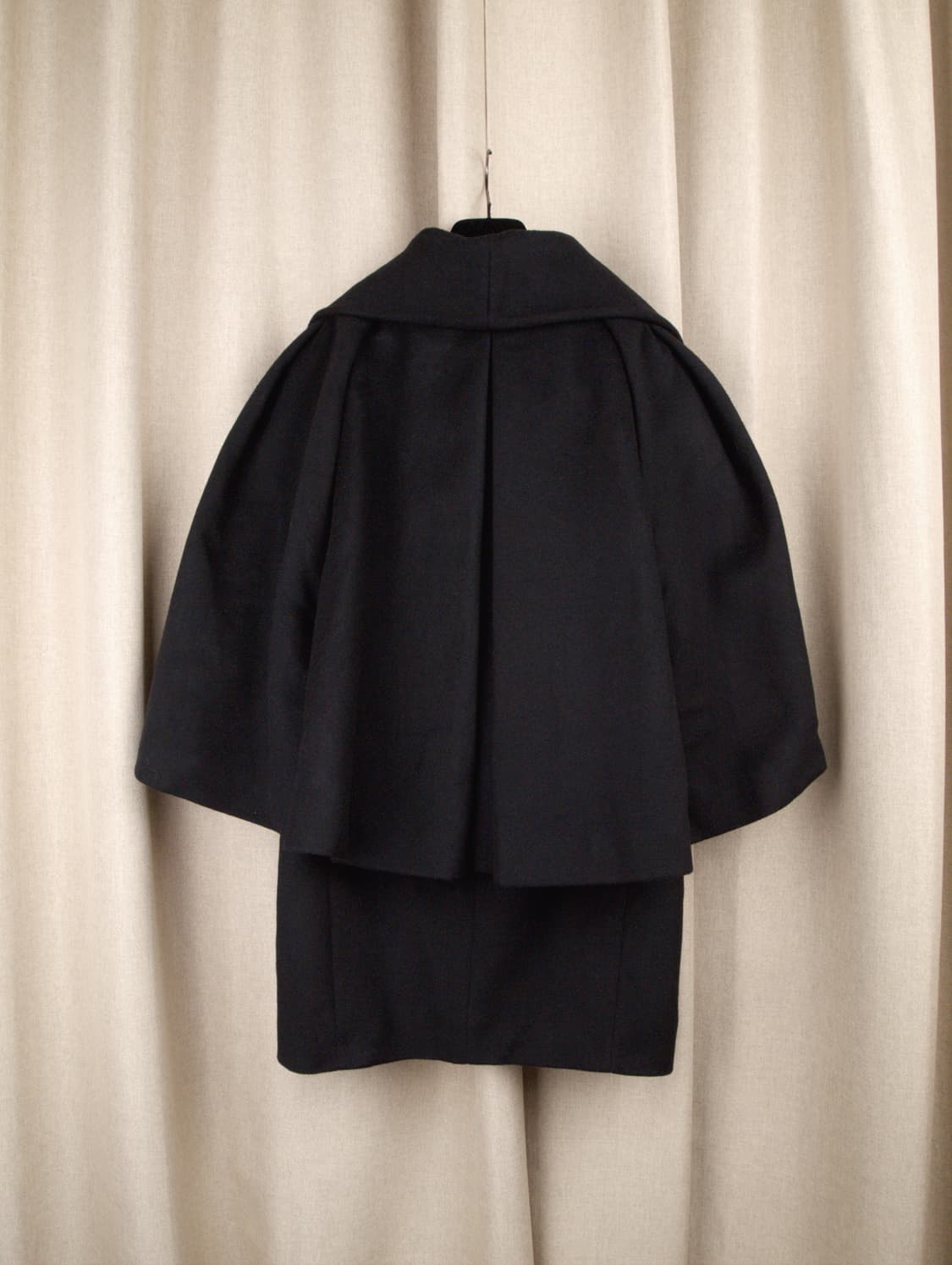 'Little Black Dress' Cape Coat 상품이미지2