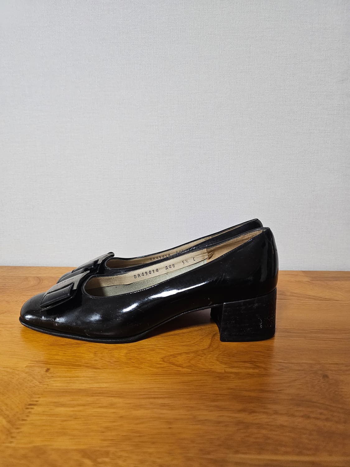 [신발정리] 살바토레 페라가모 바라 리본 페이턴트 펌프스 (225-230 상품이미지5