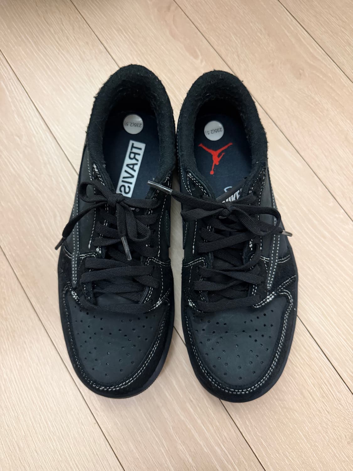 조던 1 트래비스 스캇 레트로 로우 판매합니다. 상품이미지4